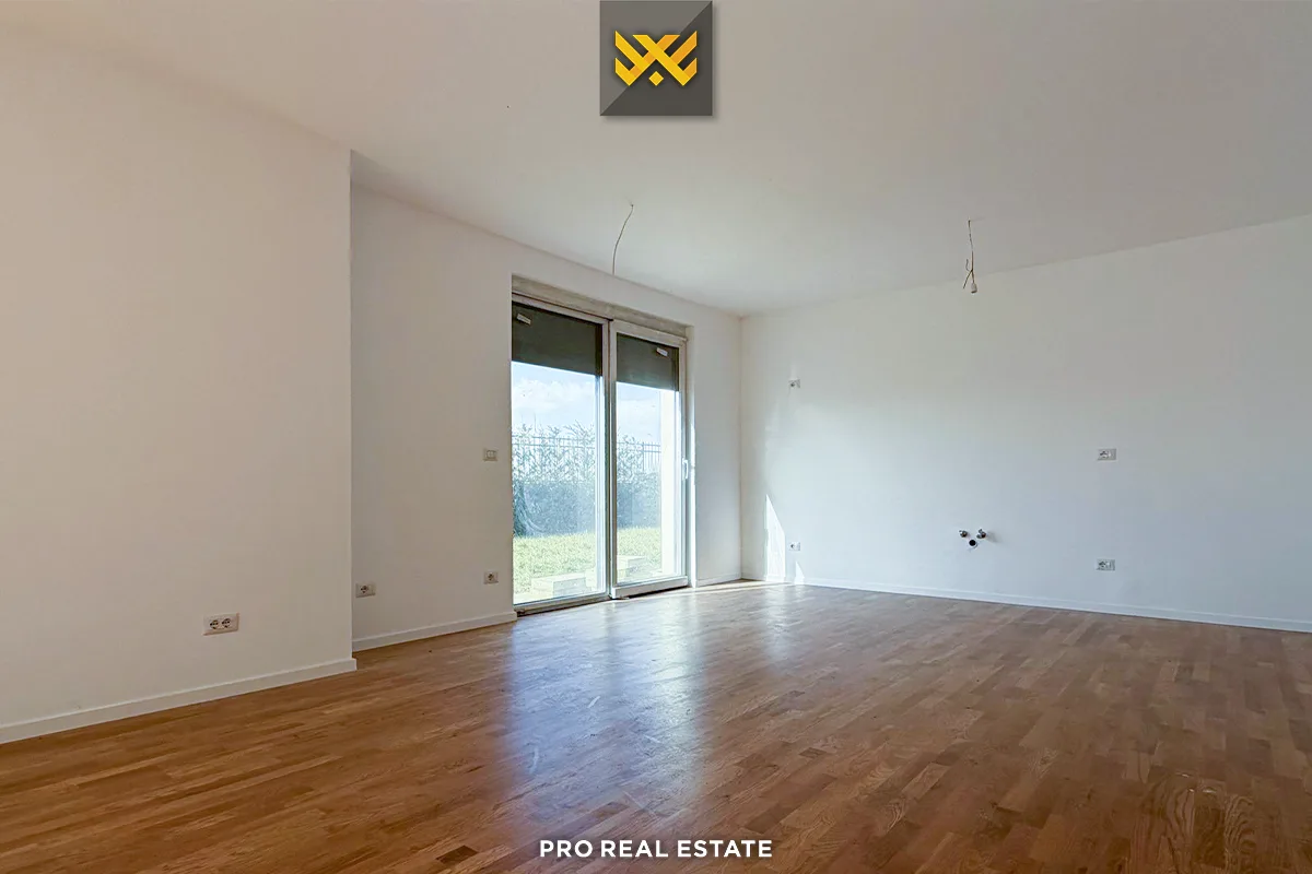 Shtëpi 352m² për #SHITJE në Lagjen Priam Village