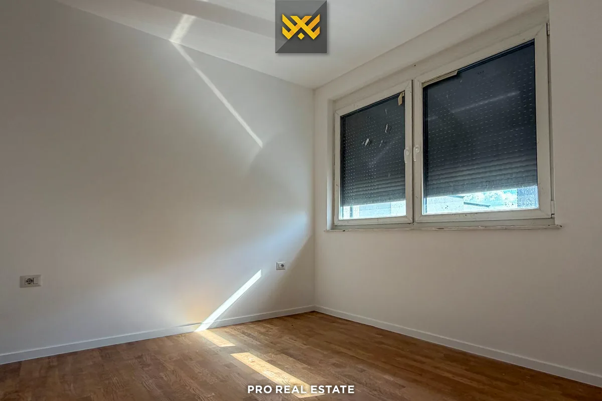 Shtëpi 352m² për #SHITJE në Lagjen Priam Village