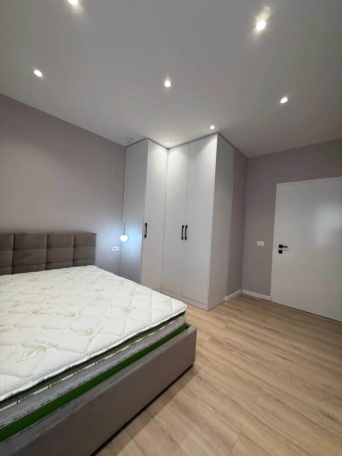Apartament Me Qera 1+1 ne Yzberisht (ID B2101132) Tirane.