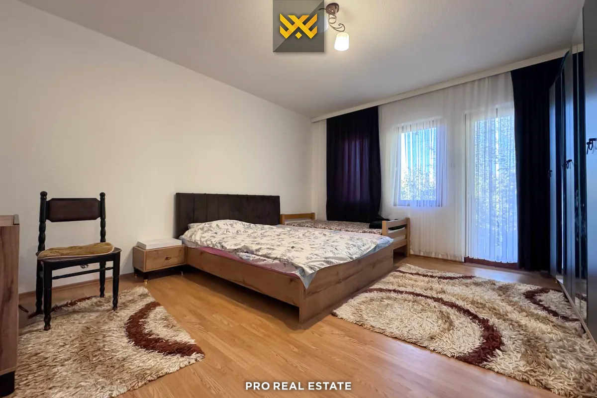 Shtëpi 240m² për #SHITJE në Sofali