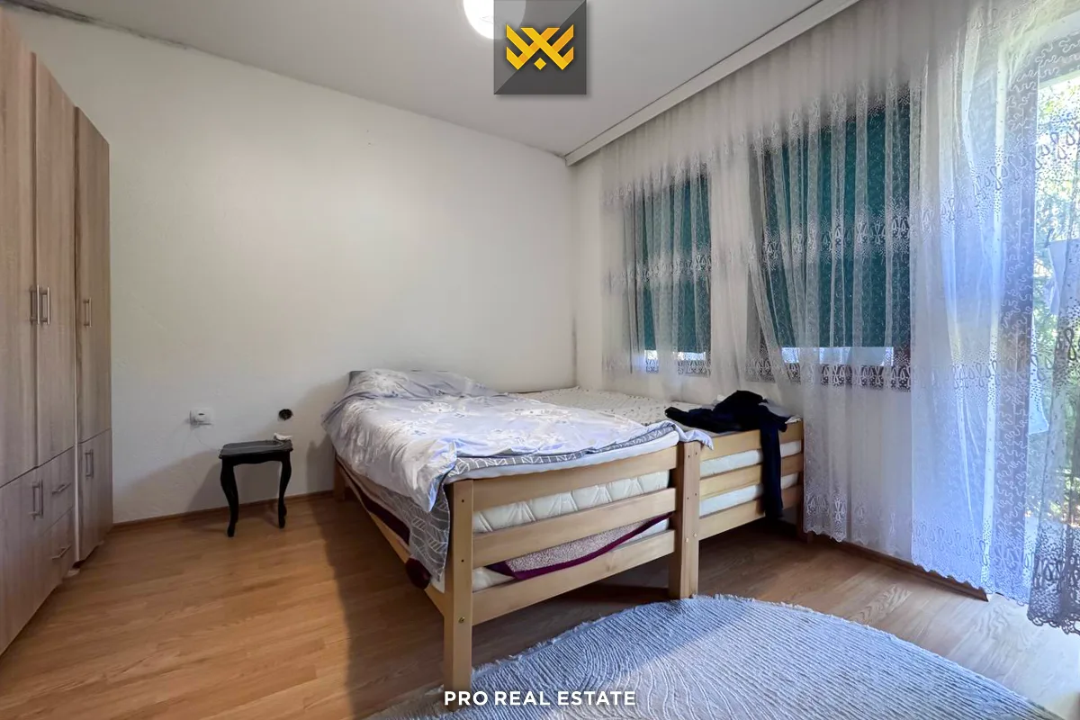 Shtëpi 240m² për #SHITJE në Sofali