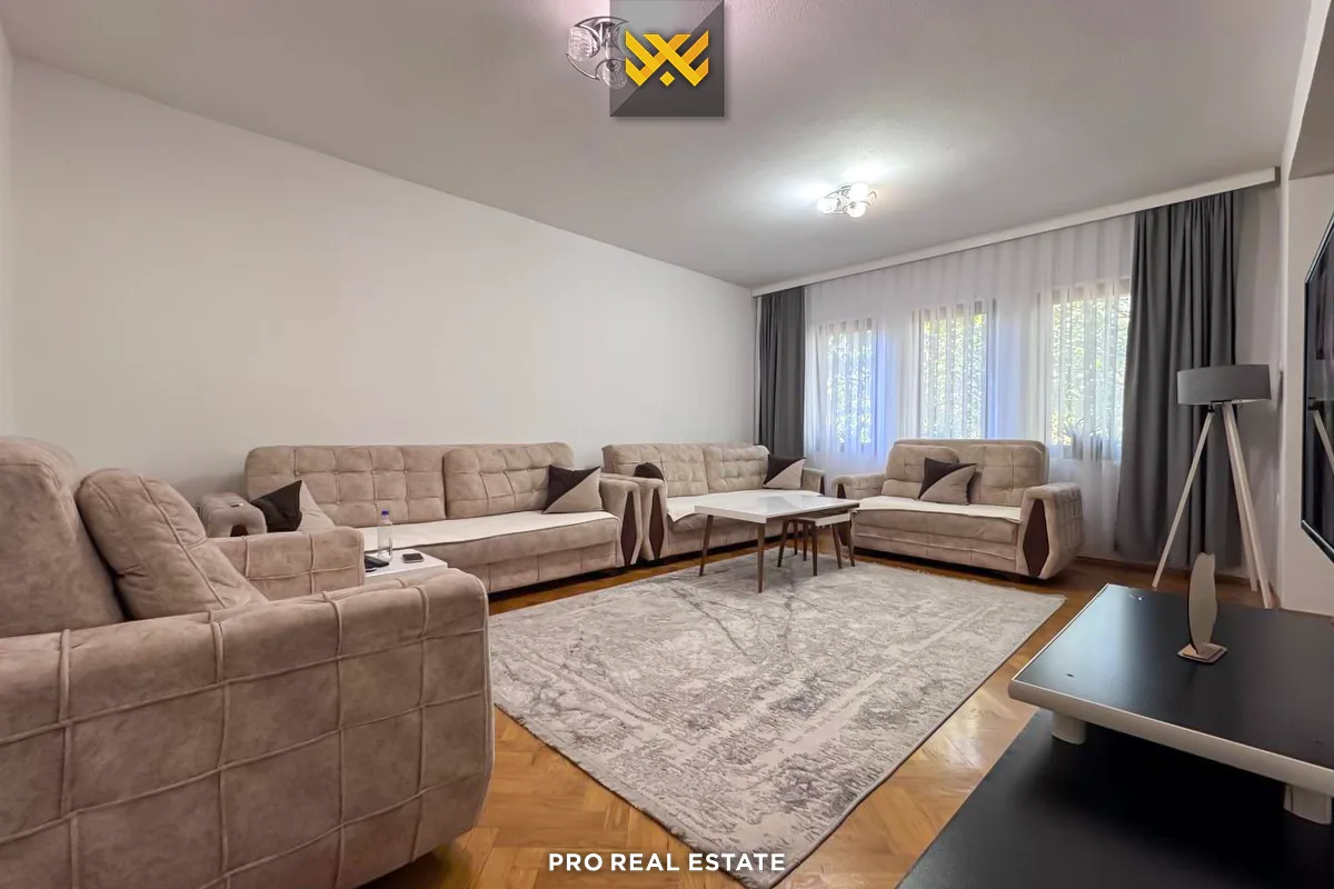 Shtëpi 240m² për #SHITJE në Sofali