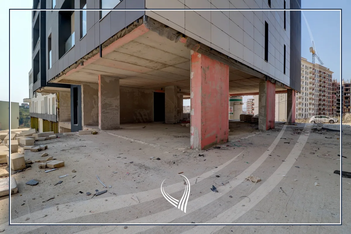 Lokal 328.3m2 me 128.7m2 terasë në shitje në lagjen Prishtina e Re – Prishtina Premium Residence
