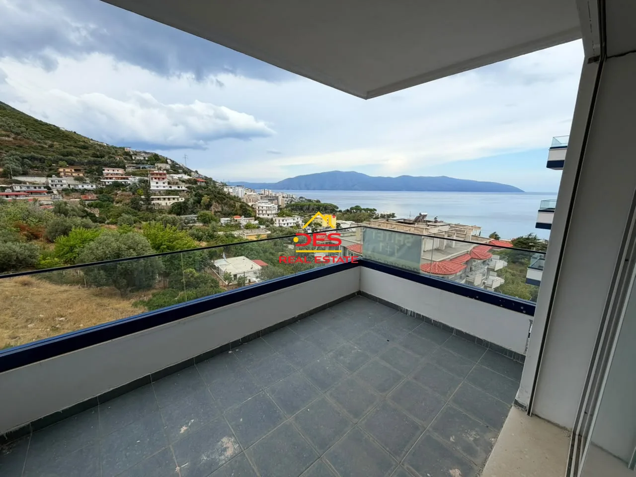 Shitet apartament 1+1 në uji të ftohtë , vlorë – me pamje nga deti