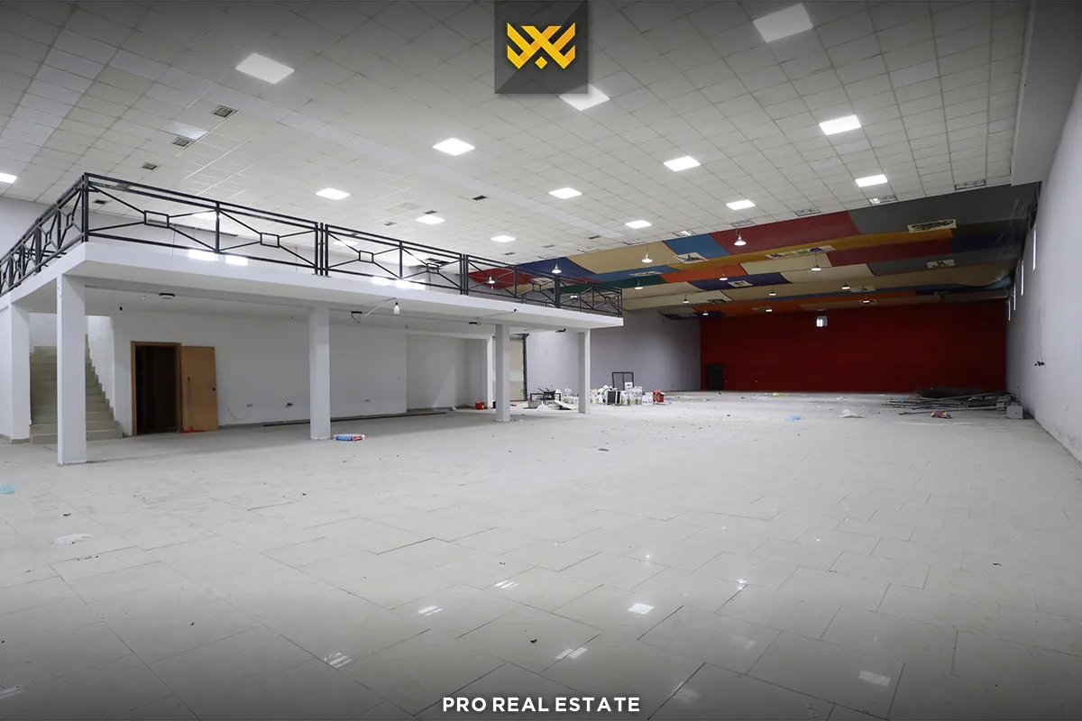 Depo - Objekt 3000m² me #QIRA në Fushë Kosovë.