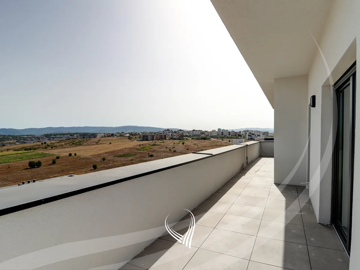 Penthouse 3 dhoma gjumi me qira në lagjen Arbëria – Dragodan