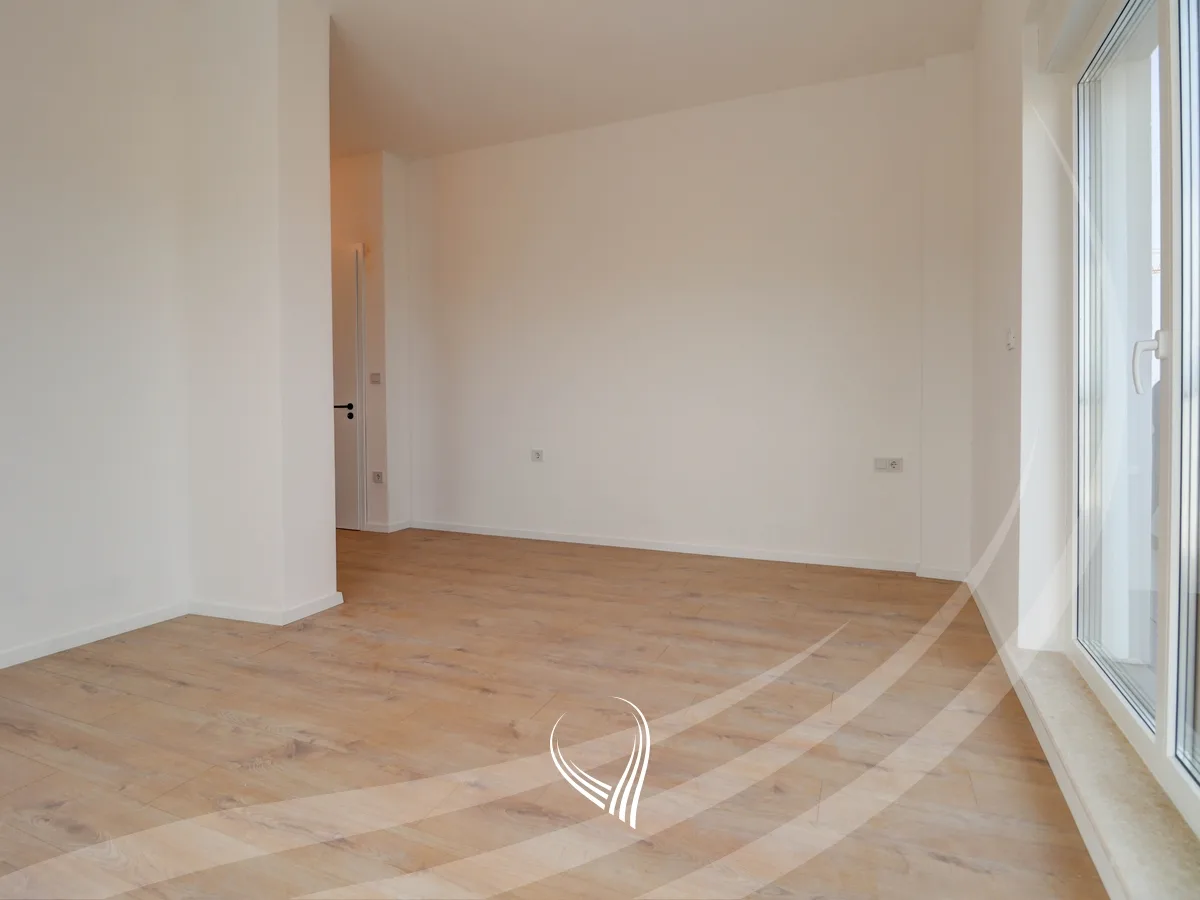 Penthouse 3 dhoma gjumi me qira në lagjen Arbëria – Dragodan
