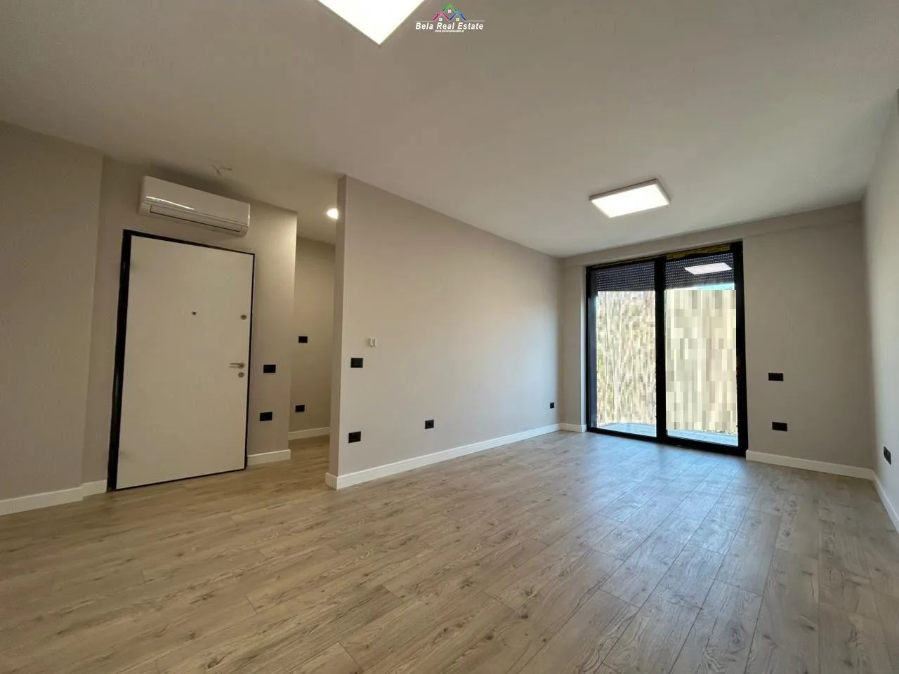 Zyre Me Qera tek Shkolla e Kuqe (ID BZ2843) Tirane