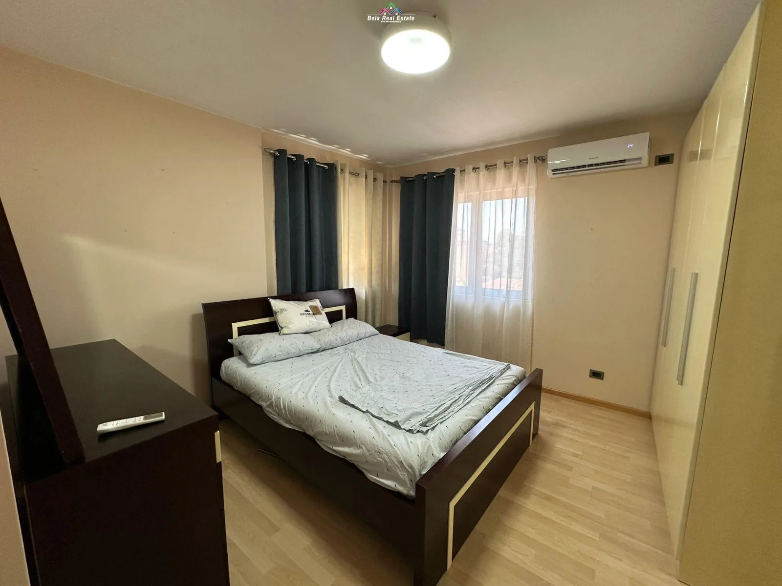 Apartament me qera 3+1 tek Pazari i Ri (ID B230172) Tirane