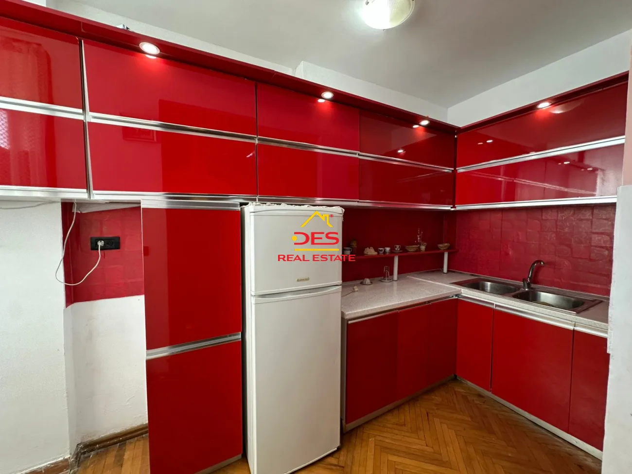 Jepet me qera apartament 1+1 në lagjen ‘beqir dardha’, elbasan.