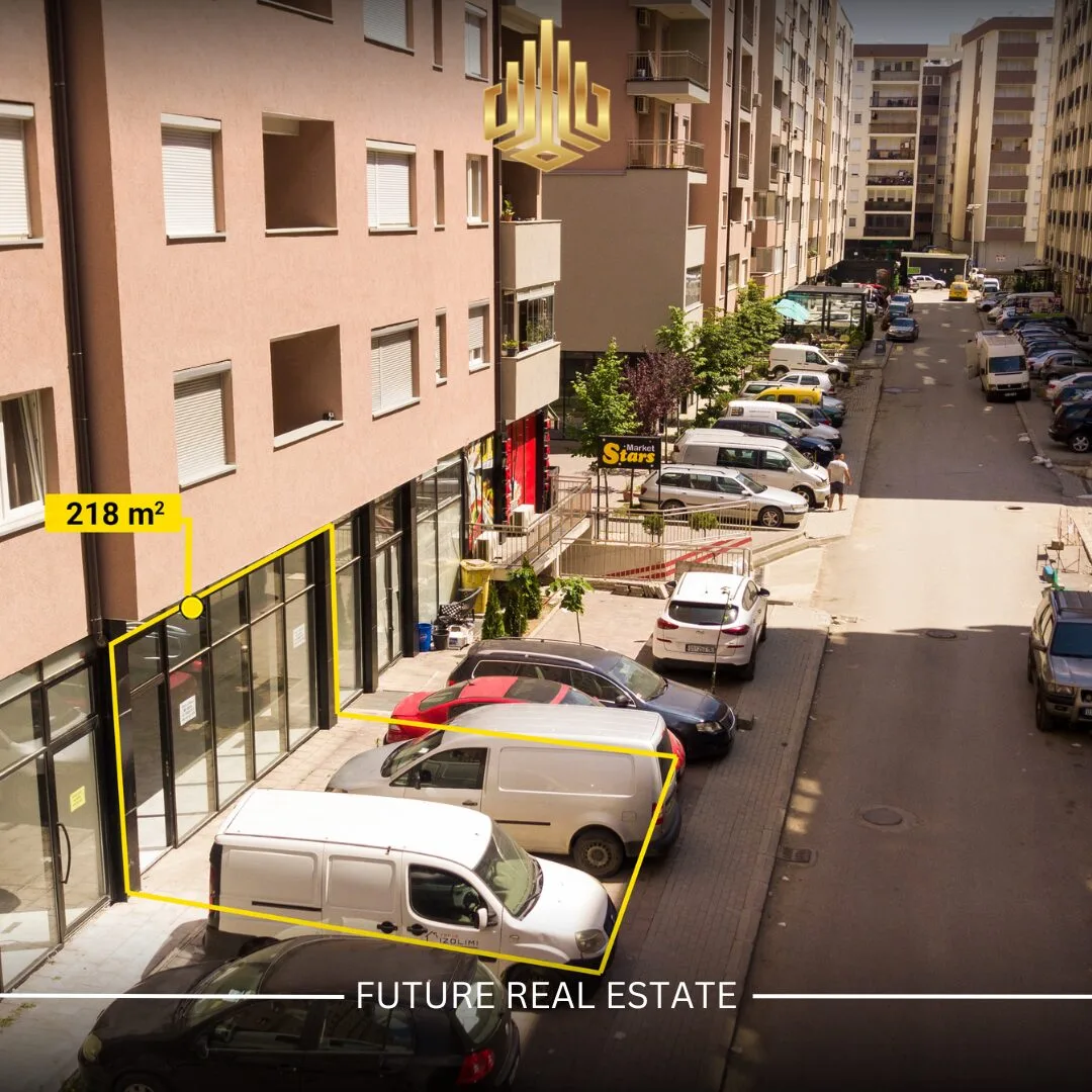 Lokal me QERA/218m²