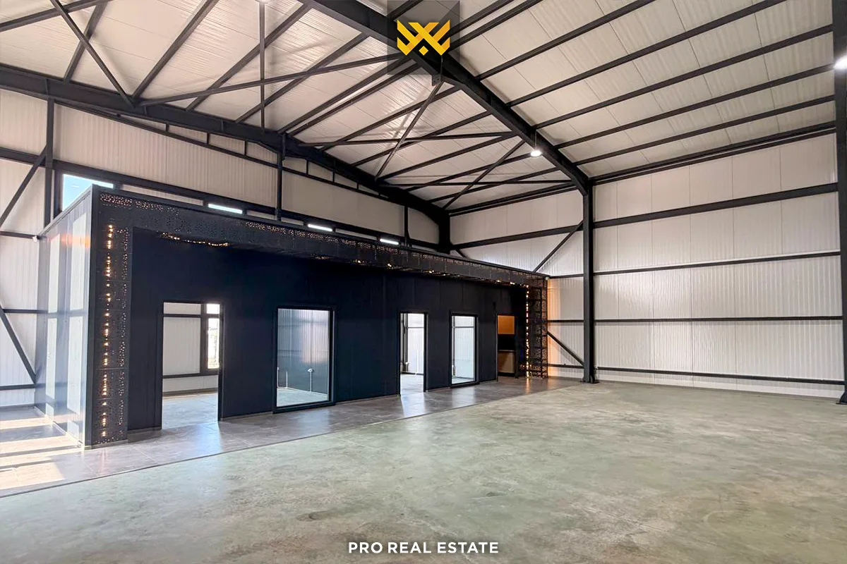 Depo 1000m² me #QIRA në Lipjan