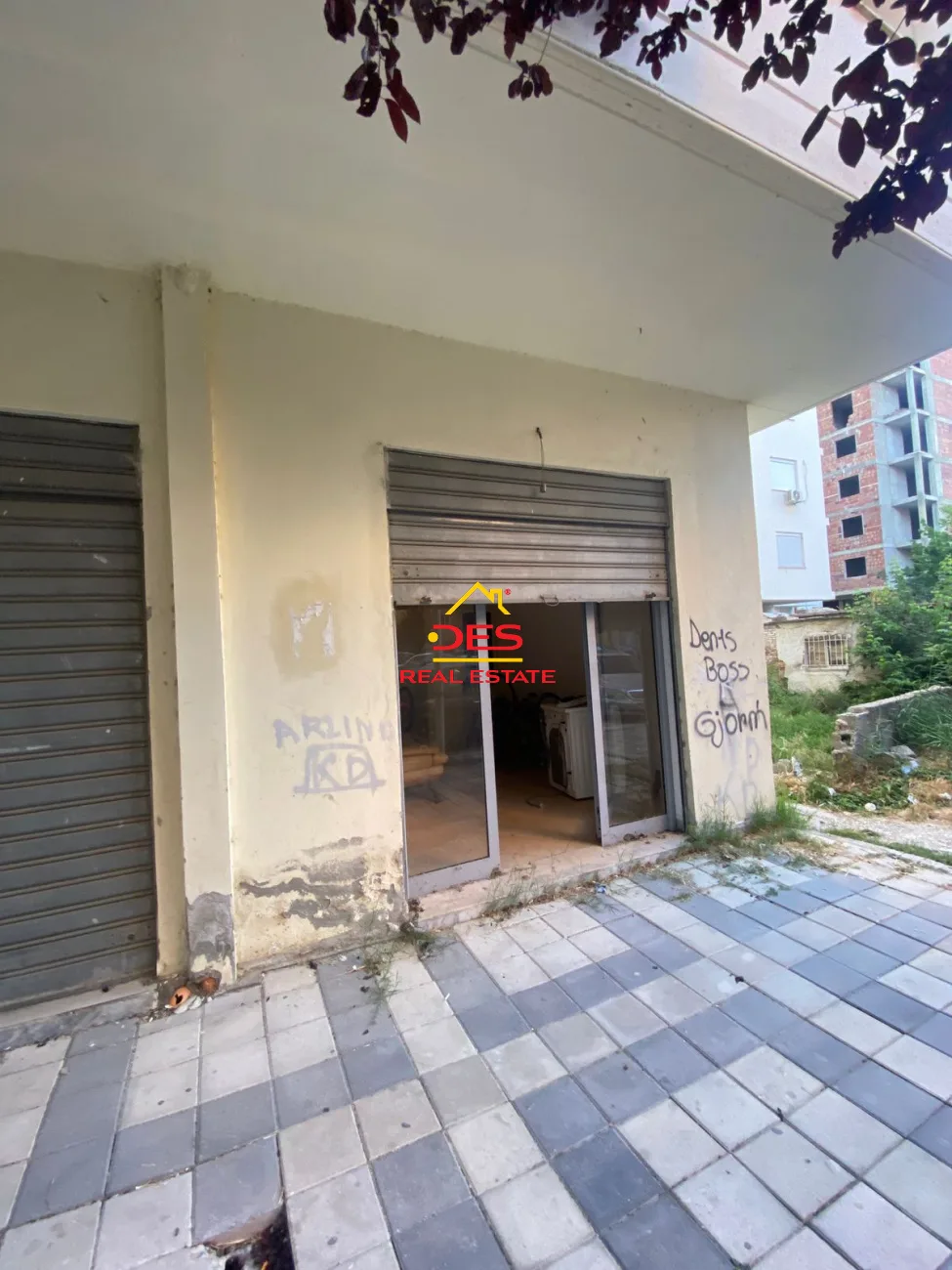 Shitet dyqan në lagjen pavarësia,vlorë.