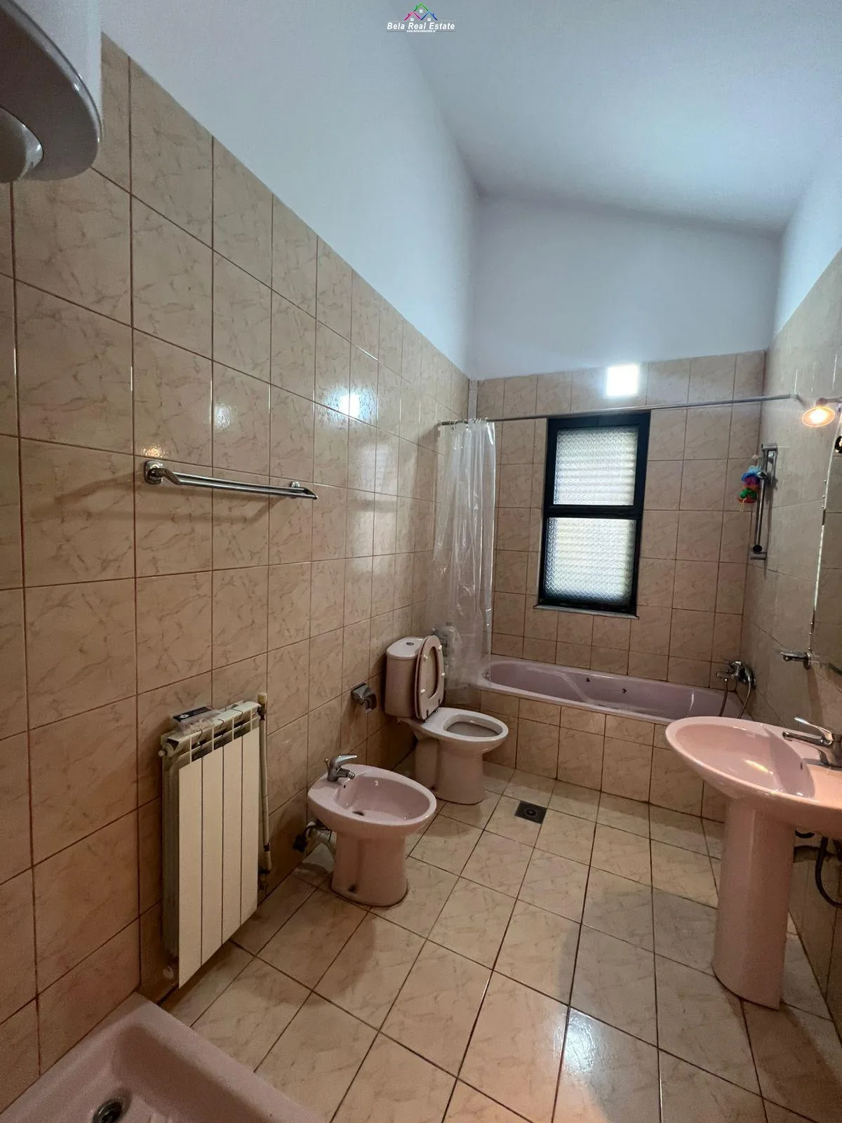 Shitet Vile 2 kateshe tek Vilat Gjermane (ID BV0107) Tirane