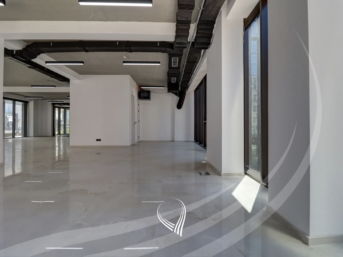 Lokal 204.72m2 në shitje në lagjen Mati 1