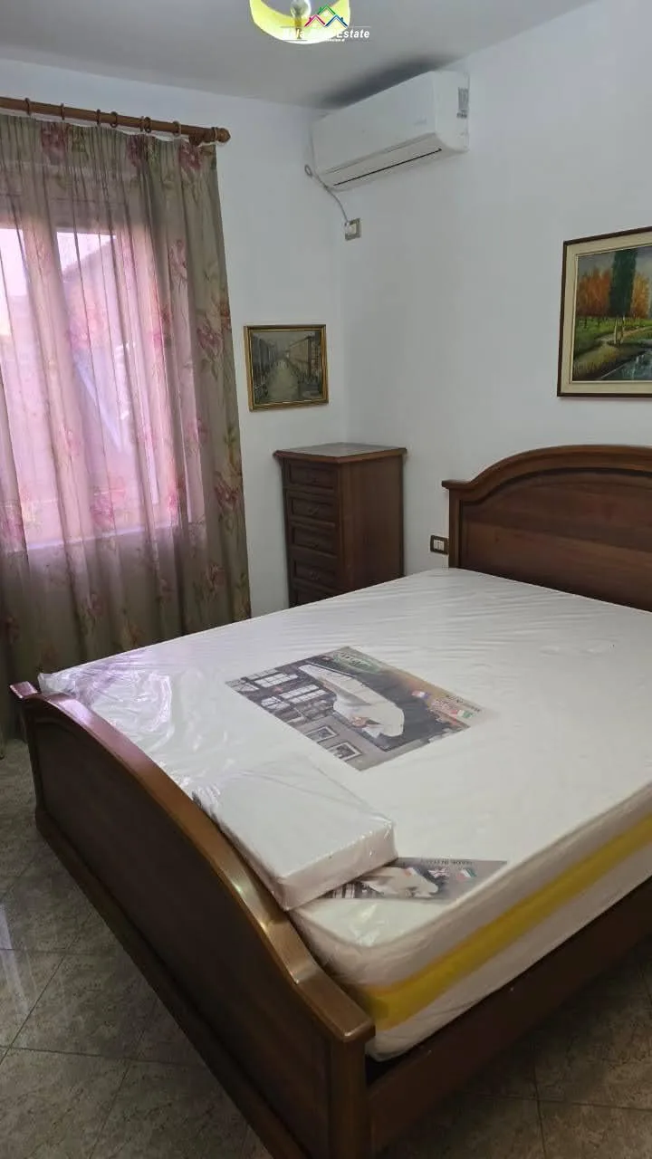 Apartament Me Qera 2+1 Tek Rruga e Dibres ( ID B221411) Tirane