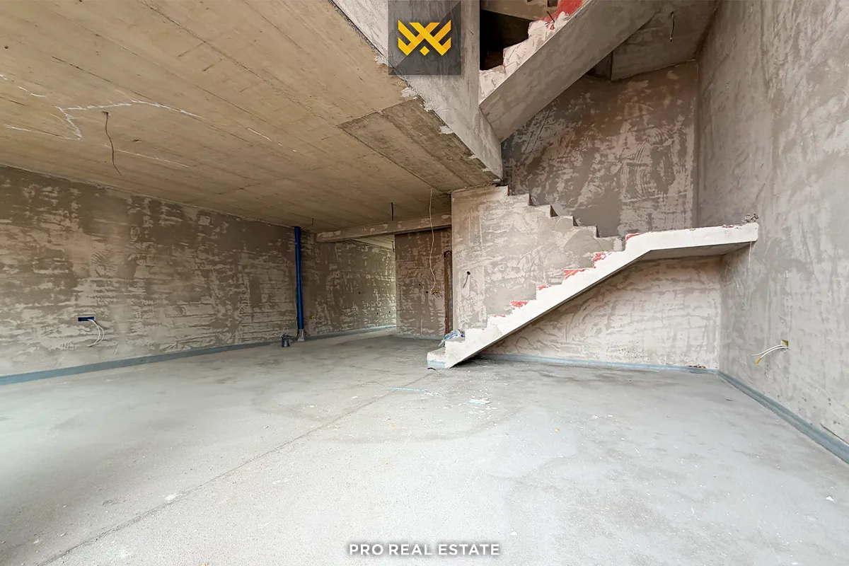 Shtëpi 313m² për #SHITJE në Lagjen e Gjelbër
