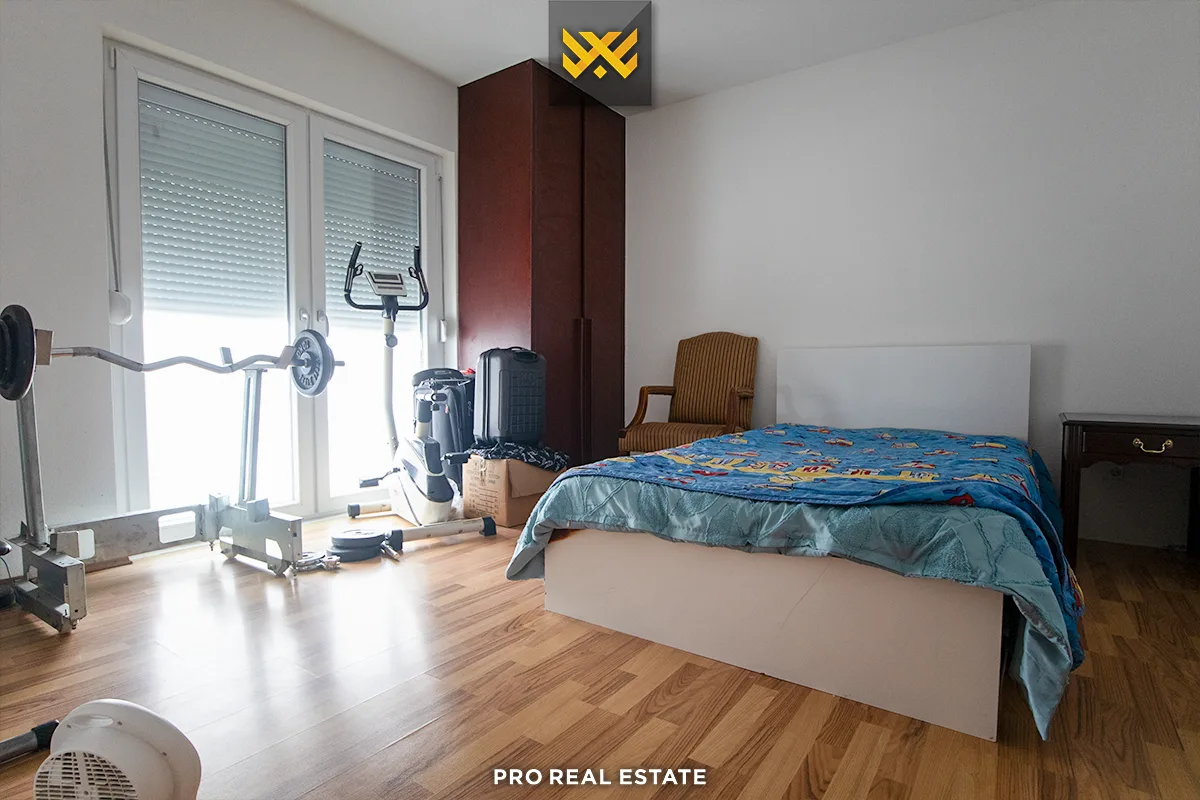Shtëpi 300m² për #SHITJE në Bardhosh