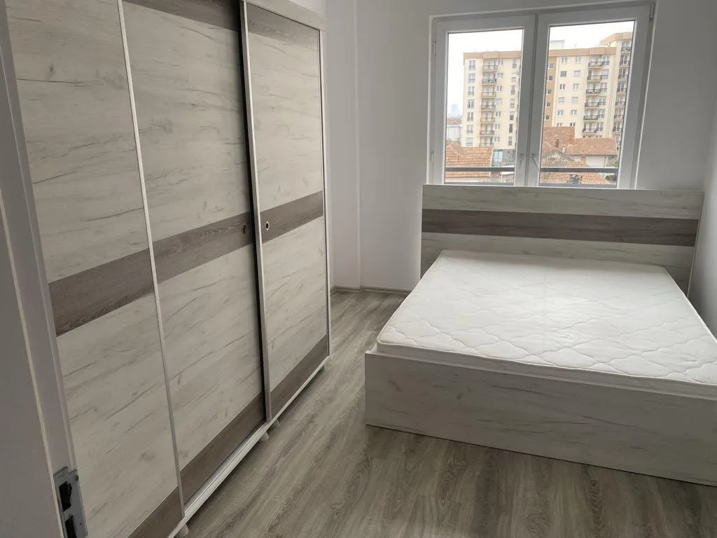 Banesë me qira 2+1 në Fushë Kosovë