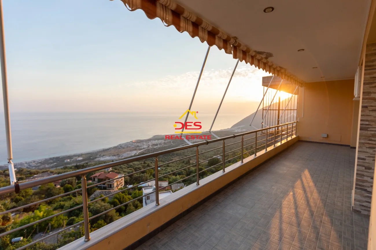 Shitet vilë 3-katëshe në palasë 🏡🌊