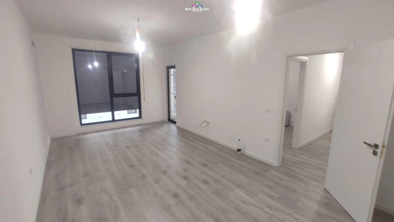 Zyre me qera 2+1 ne Porcelan (ID BZ2518) Tirane.