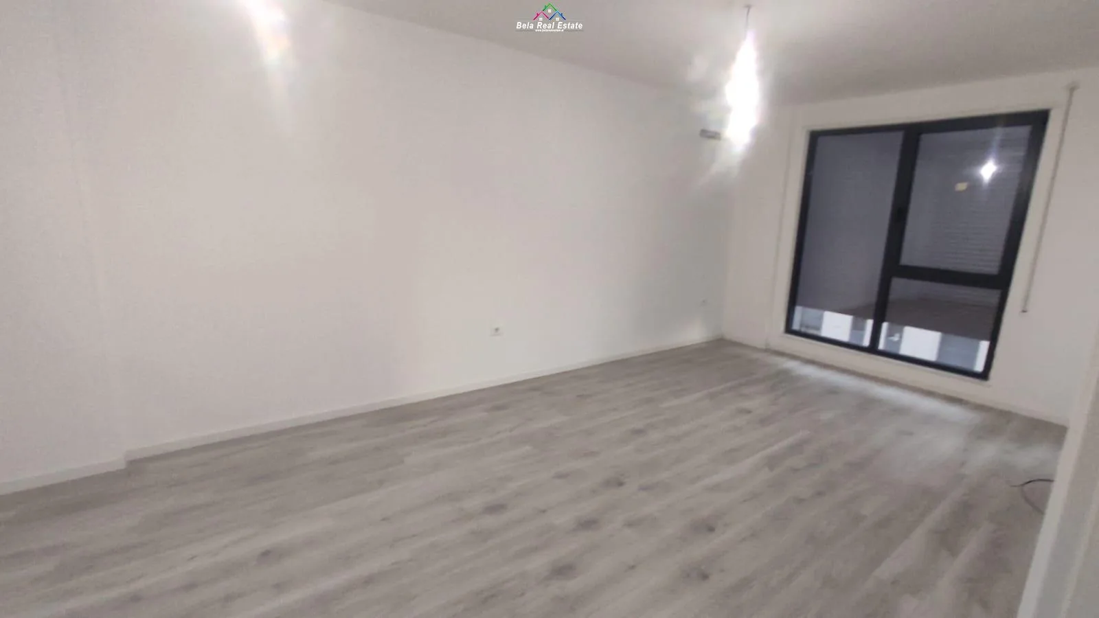 Zyre me qera 2+1 ne Porcelan (ID BZ2518) Tirane.