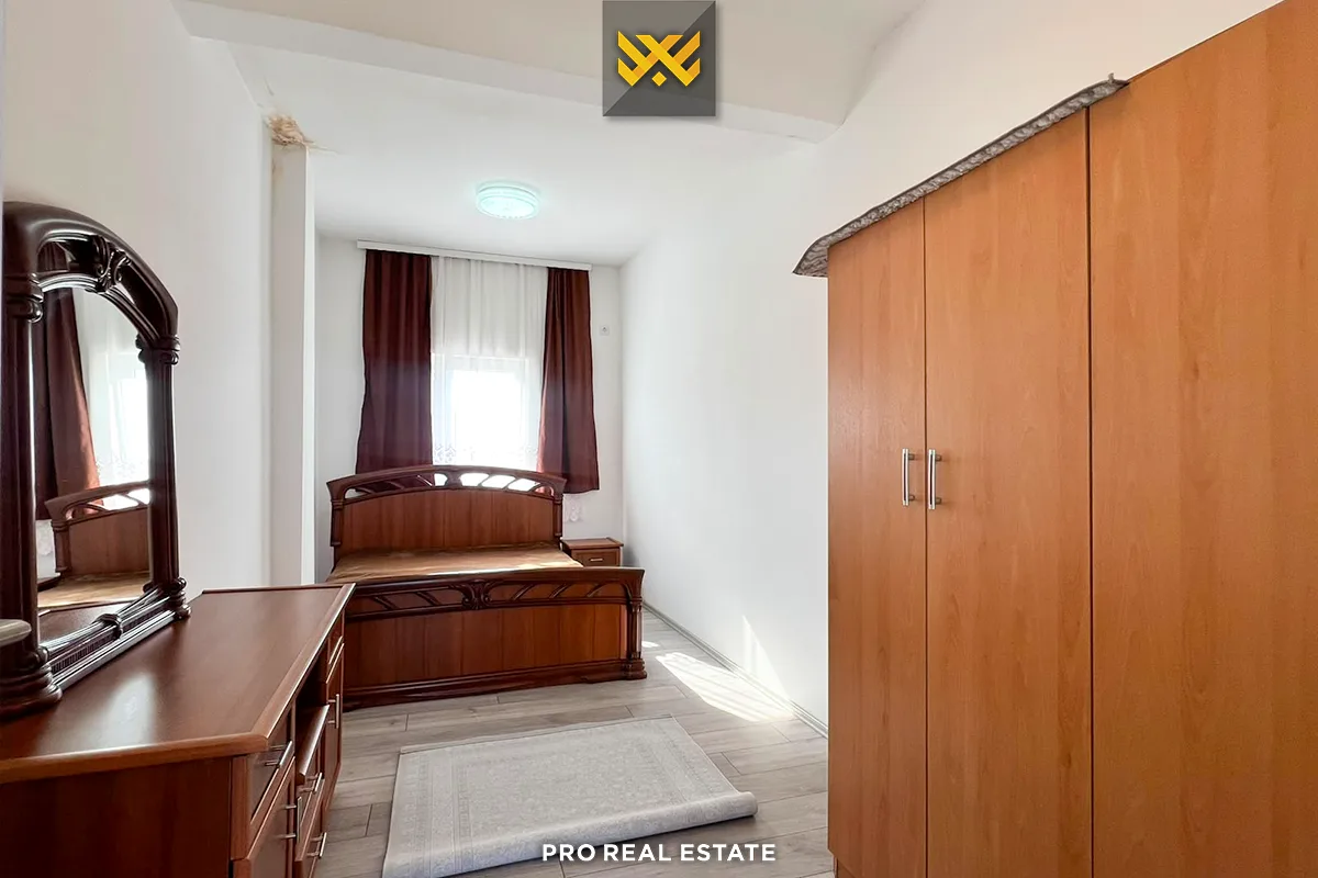 Kat shtëpie 85m² + Lokal 200m² me #QIRA në Sllatinë e Madhe