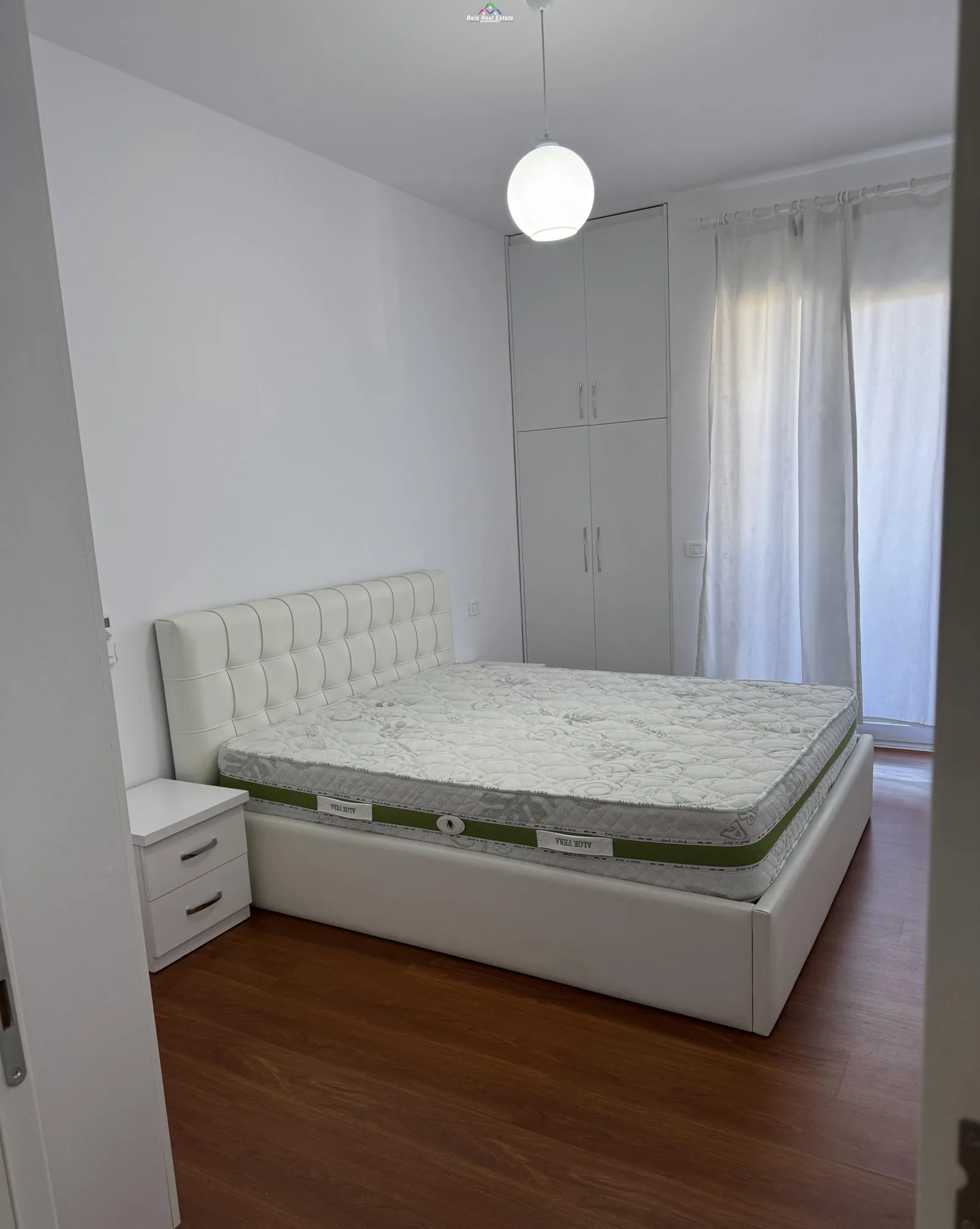 Apartament Me Qera 2+1 Tek 21 Dhjetori (ID B2201272) Tirane