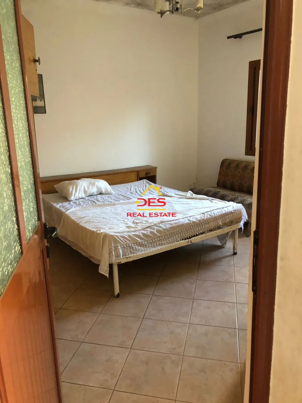 Shitet shtëpi private pranë elektrikut,vlorë