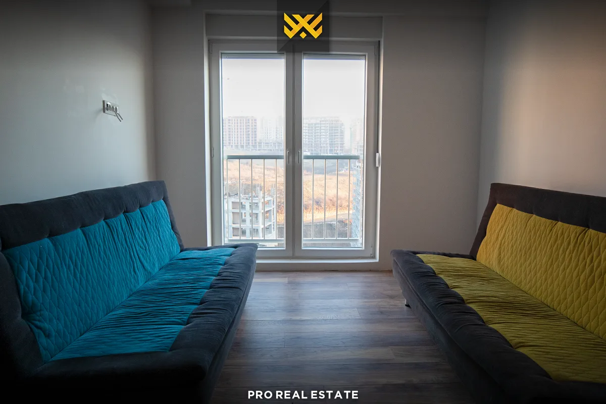 Banesë Penthouse 114m² + 250m²me #QIRA te Prishtina e Re.