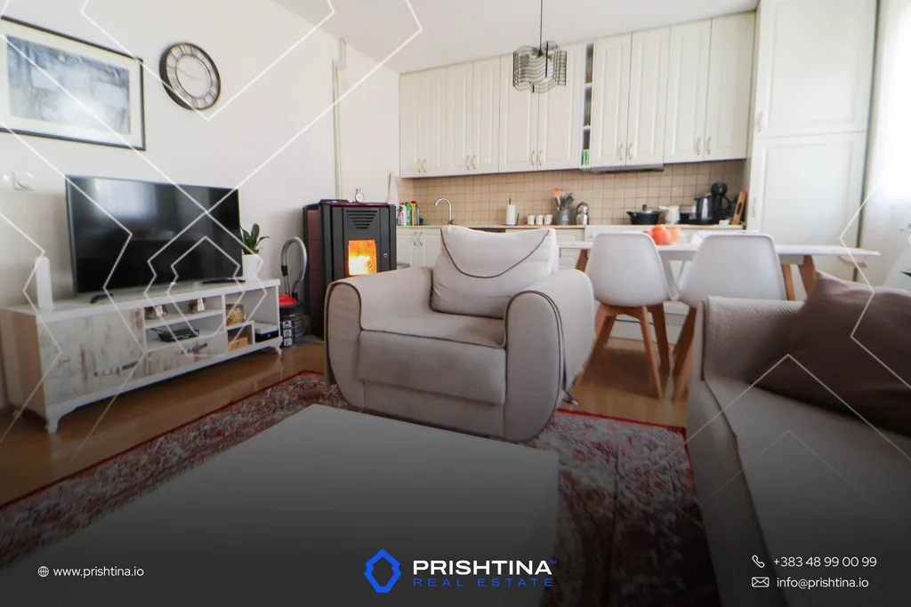 Shtepi ne #shitje 270m2 te Kodra e Trimave