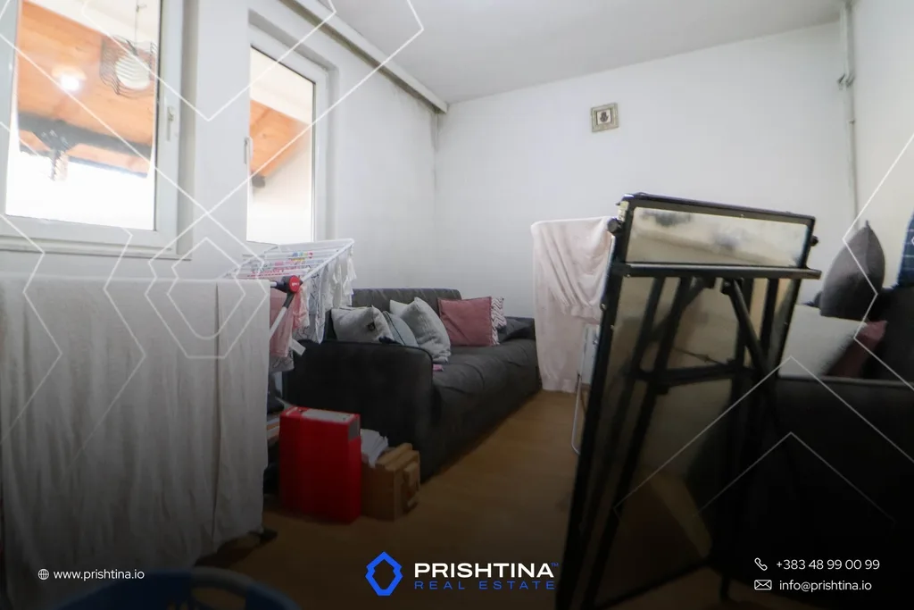 Shtepi ne #shitje 270m2 te Kodra e Trimave
