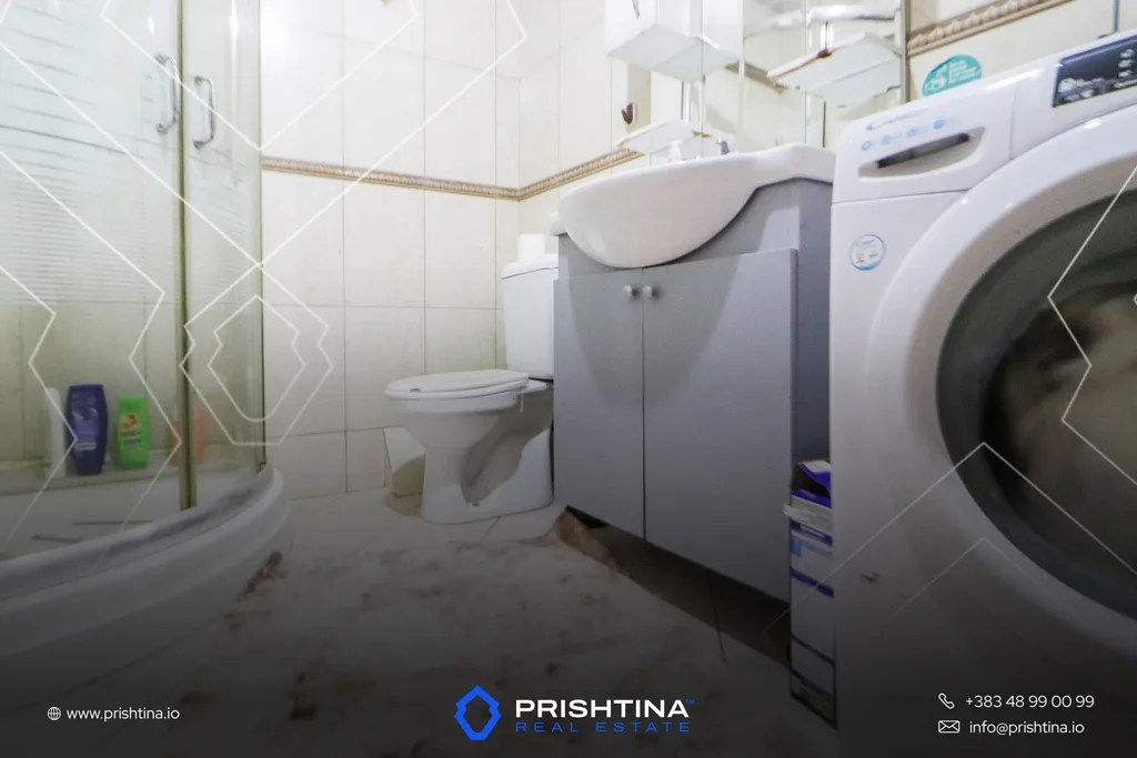 Shtepi ne #shitje 270m2 te Kodra e Trimave