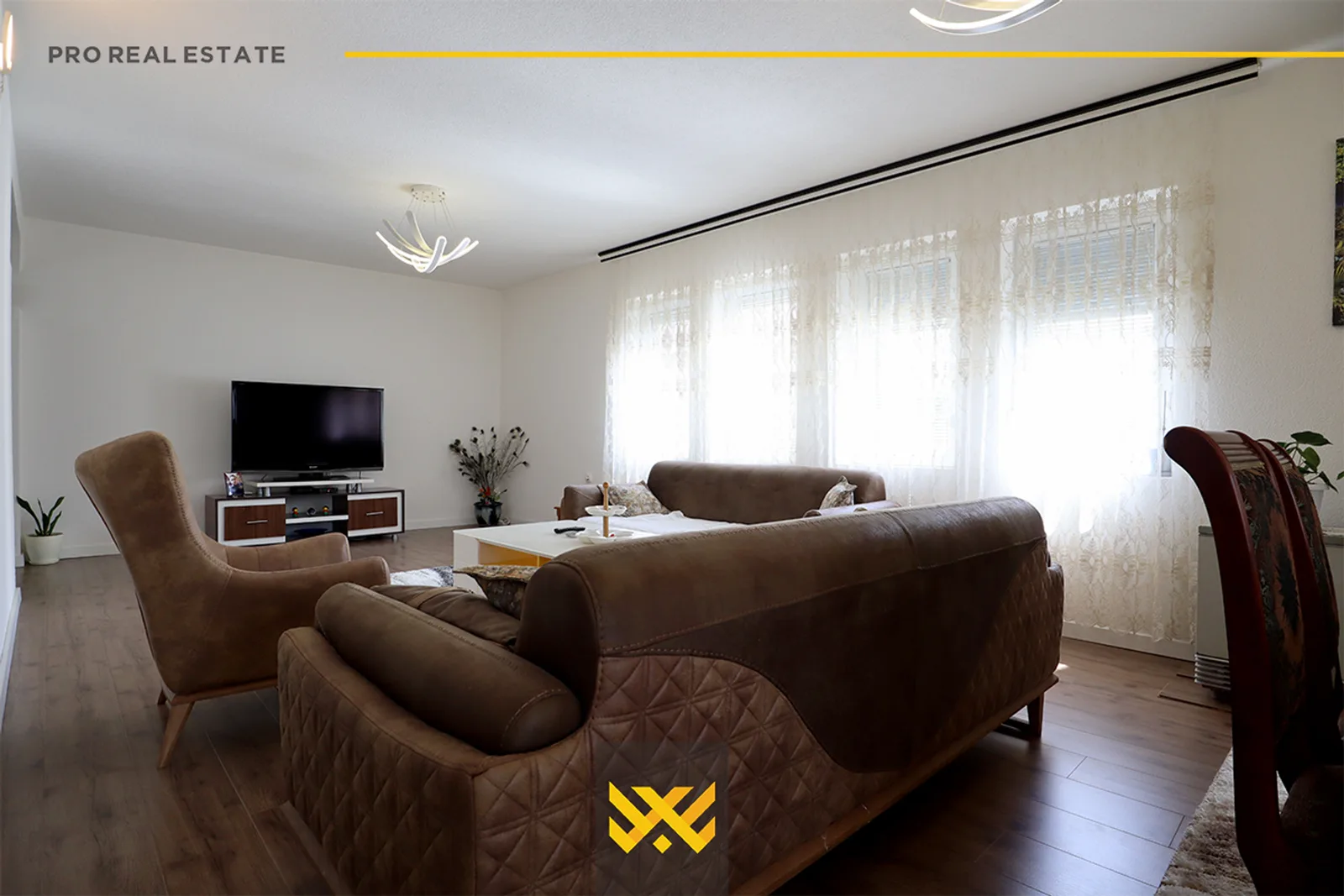 Shtëpi 220m² me #QIRA në Emshir – Kalabri.