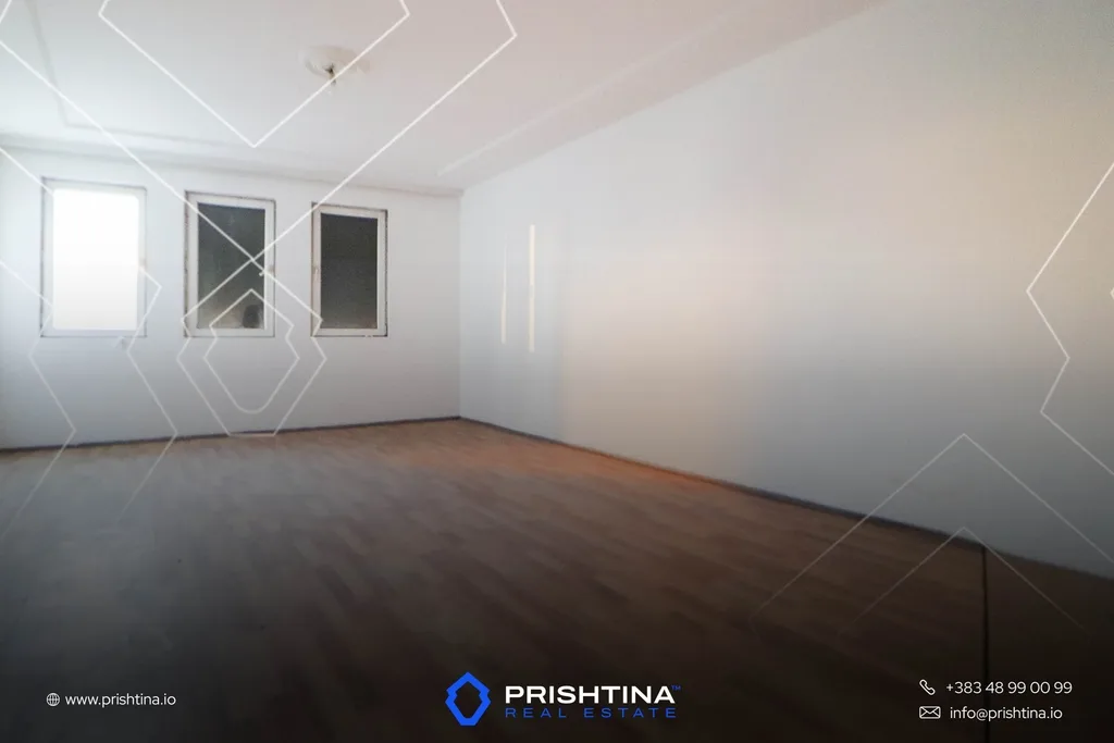 Kat shtëpie me qira 115m² te Qafa