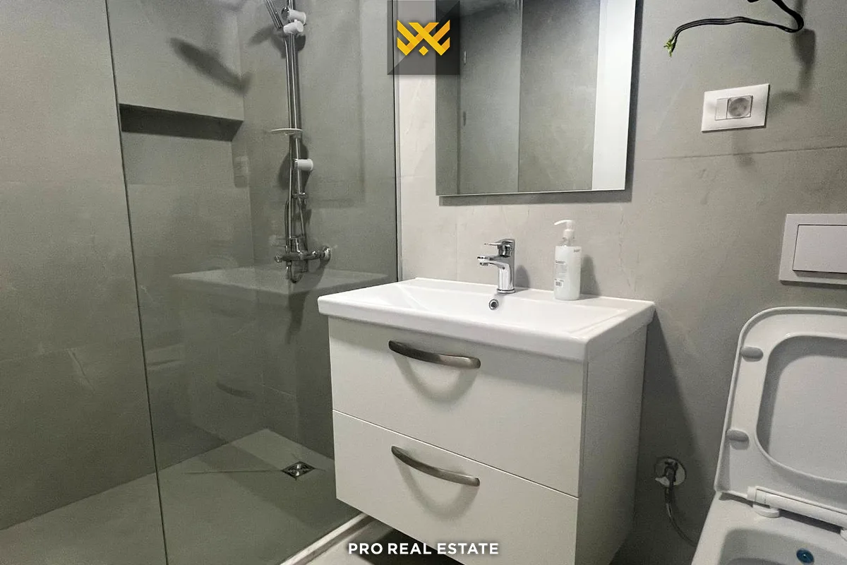 Banesë / Zyrë 88m² + 20m² me #QIRA te Mati 1