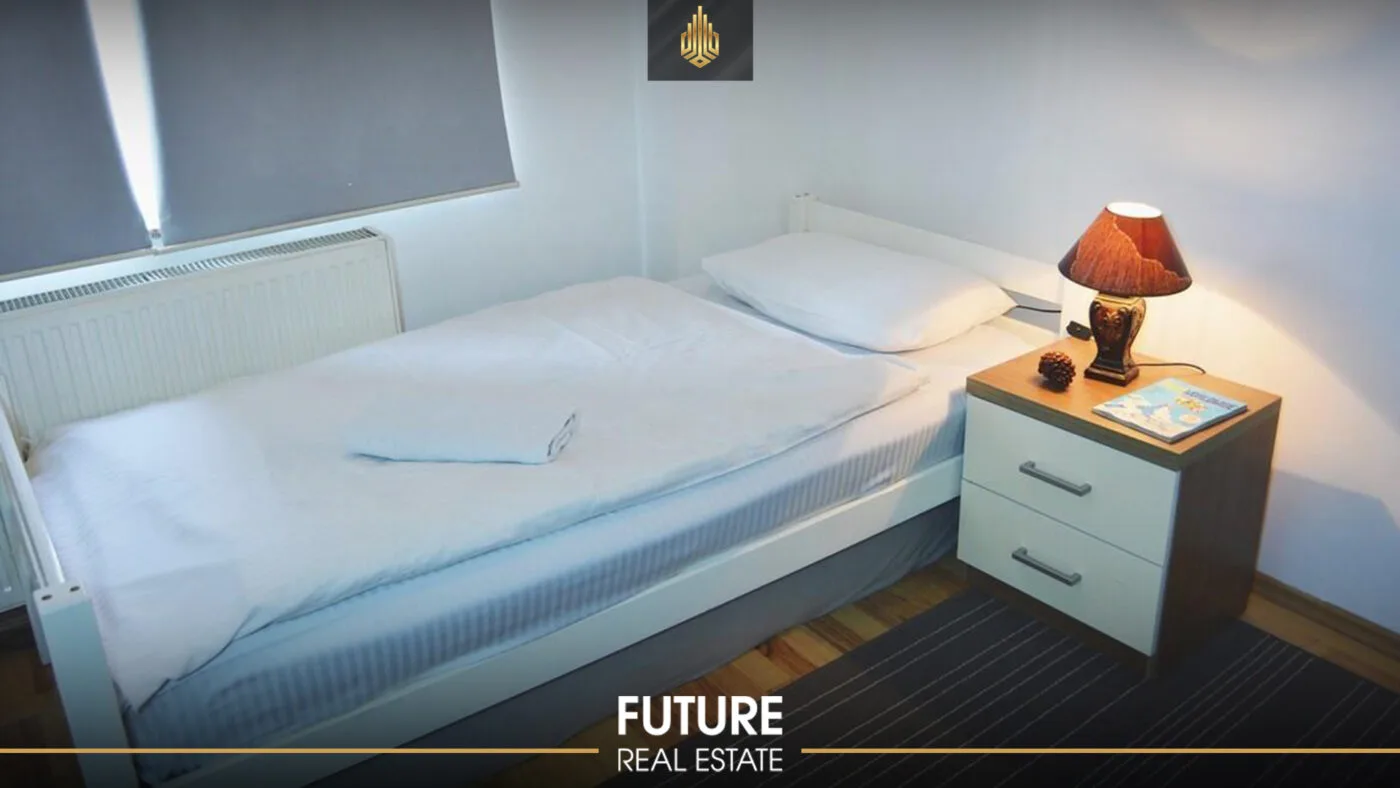 Banesa me QERA/ 1+3 Dhoma gjumi – 110m2, Te Qafa, Prishtinë