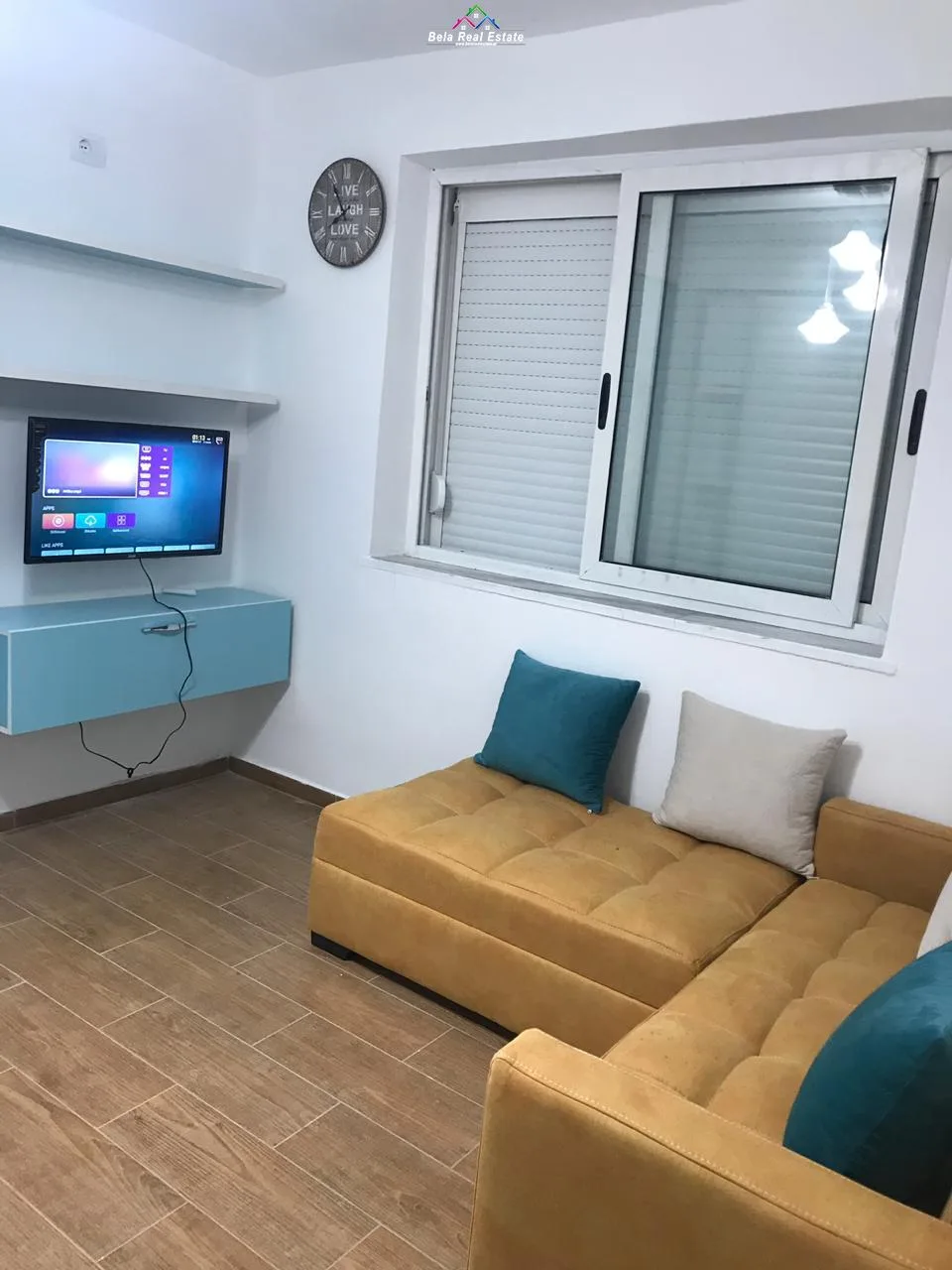 Garsioniere ne Shitje Tek Ish-Restorant Durresi (ID BSHG29) Tirane
