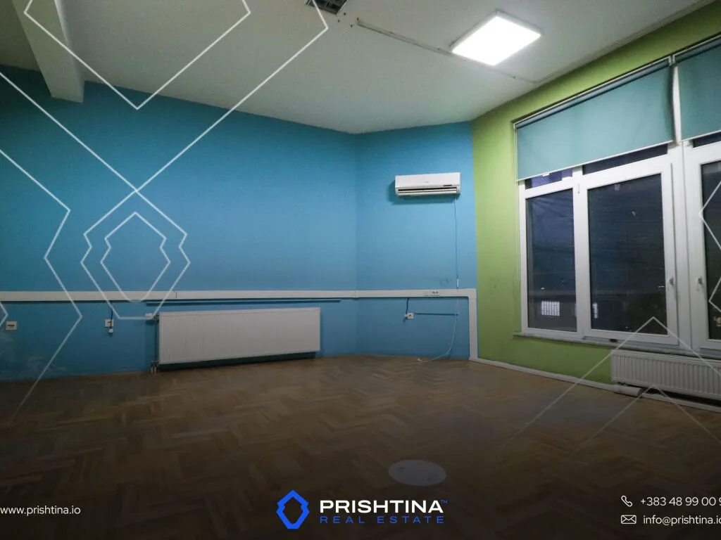 Lokal me qira 420m² në Aktash