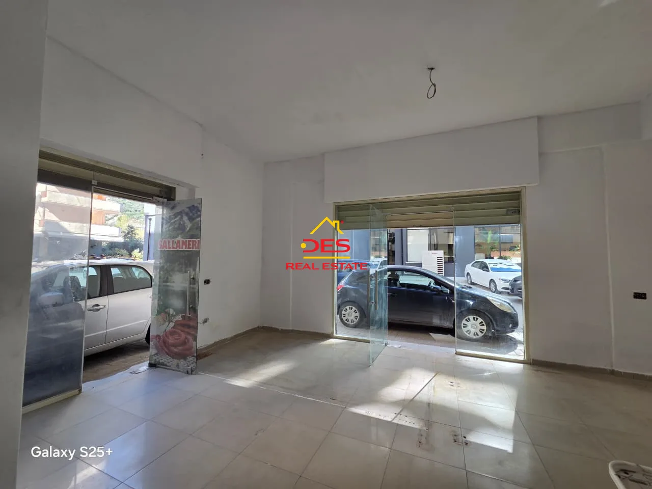 JEPET ME QIRA AMBIENT BIZNESI NË LUNGOMARE, VLORË 📍 Pranë Supermarket “Xhihanka”