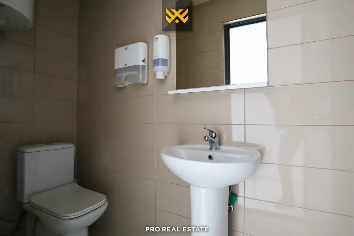 Lokal / Zyrë 327m² me #QIRA te Mati 1