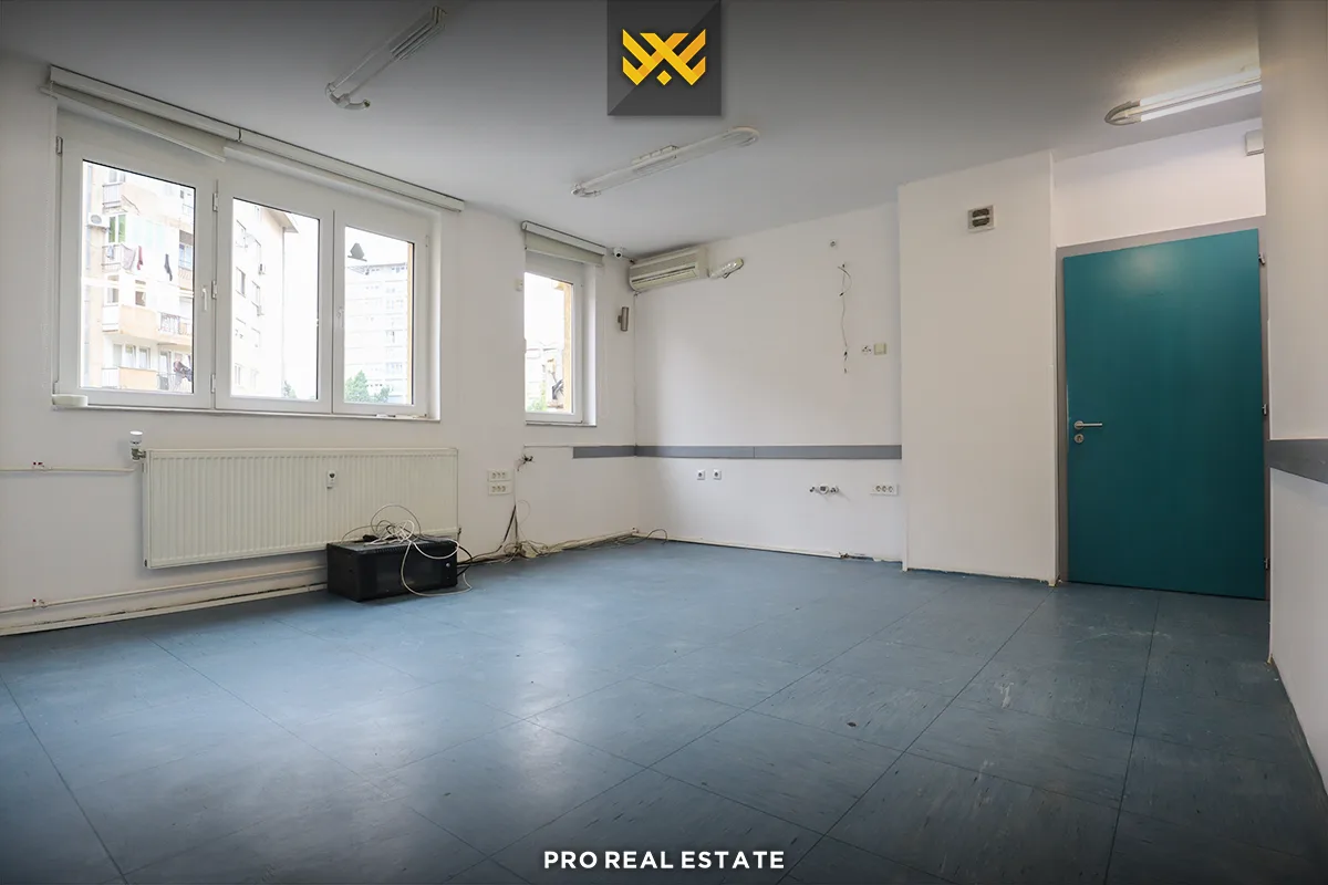 Banesë – Zyre 100m² me #QIRA në Ulpianë.