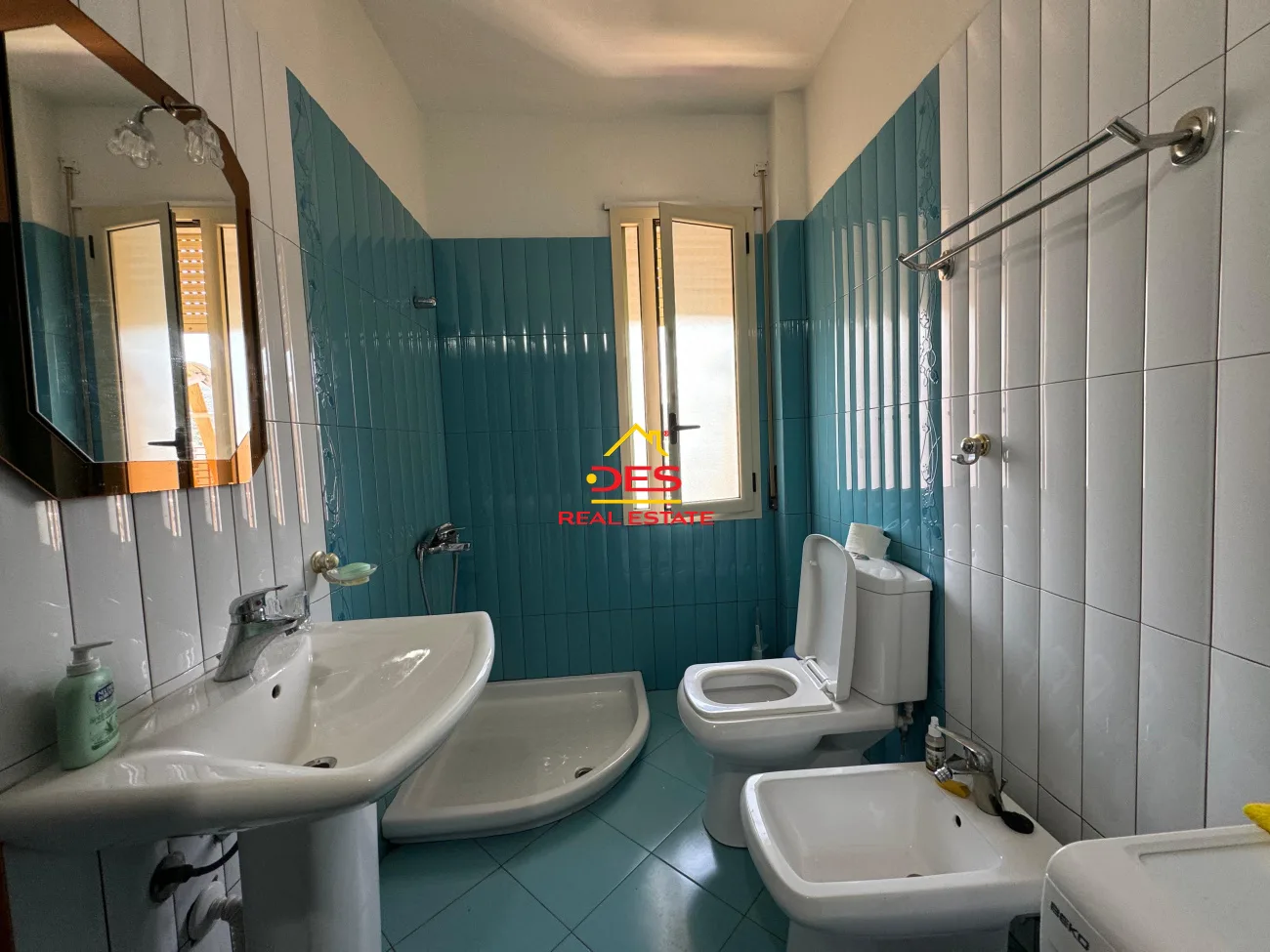 Jepet me qira apartament 2+1 pranë hotel partner,vlorë.