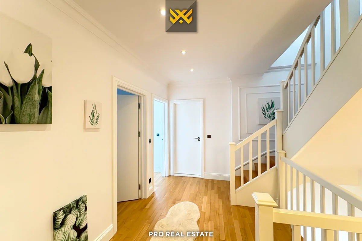 Shtëpi 265m² për #SHITJE në Lagjen Chelsea Point