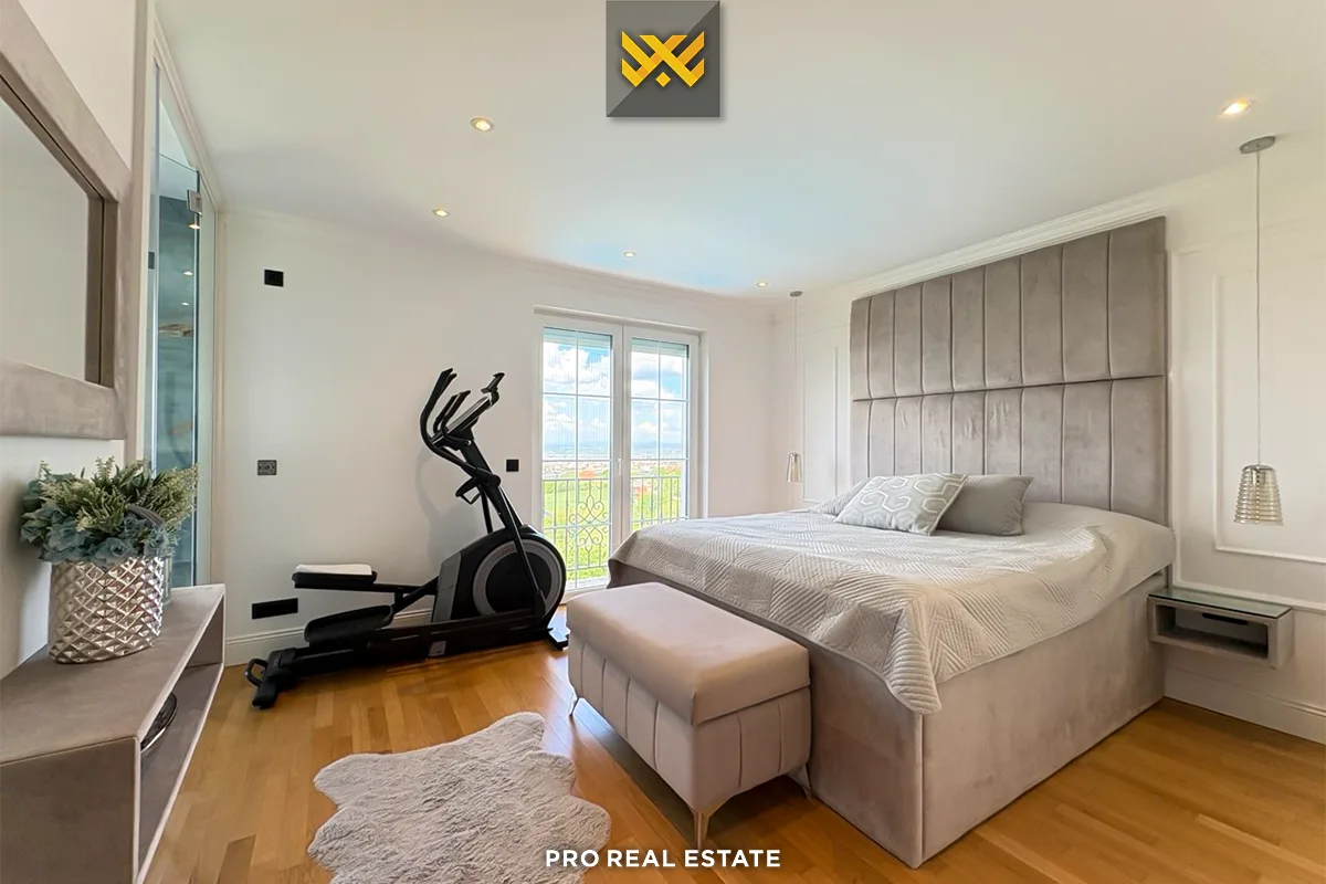 Shtëpi 265m² për #SHITJE në Lagjen Chelsea Point