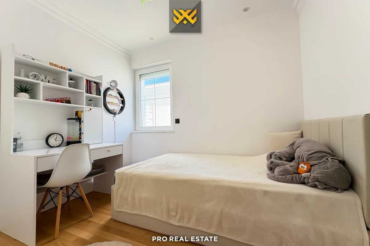 Shtëpi 265m² për #SHITJE në Lagjen Chelsea Point