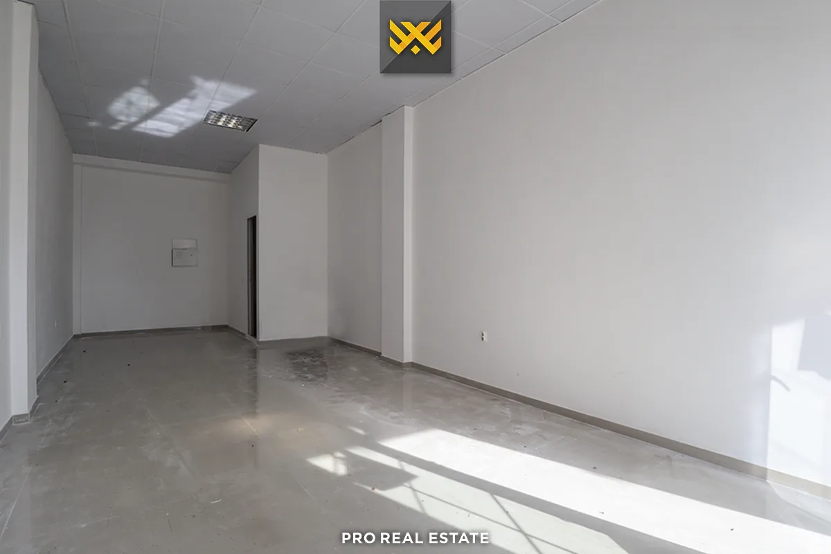 Lokal / Zyre 37m² për #SHITJE në Ulpianë