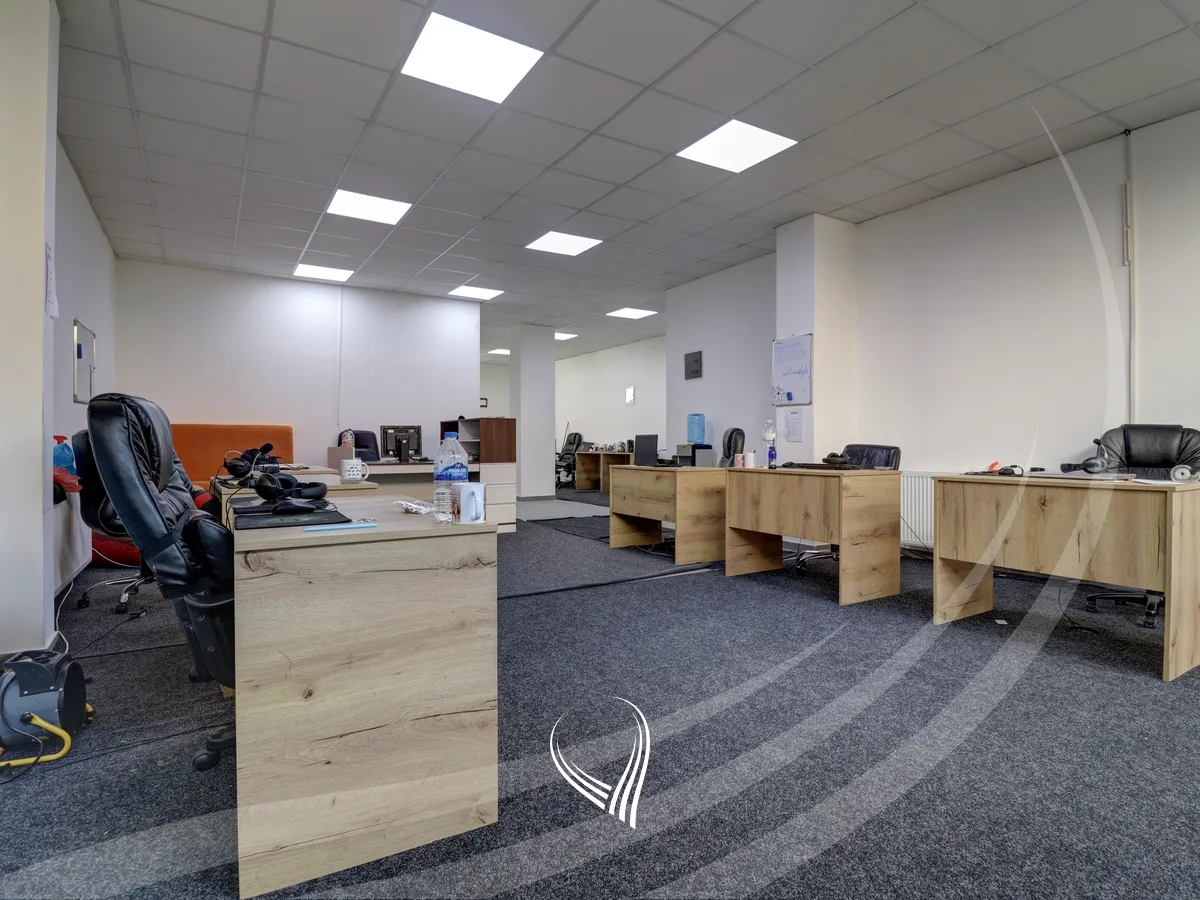 Lokal 109.03m2 me qira në lagjen Mati 1