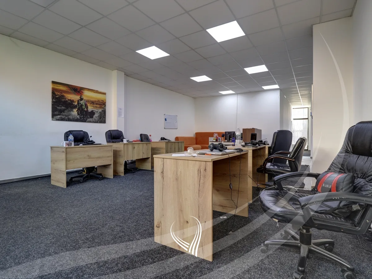 Lokal 109.03m2 me qira në lagjen Mati 1
