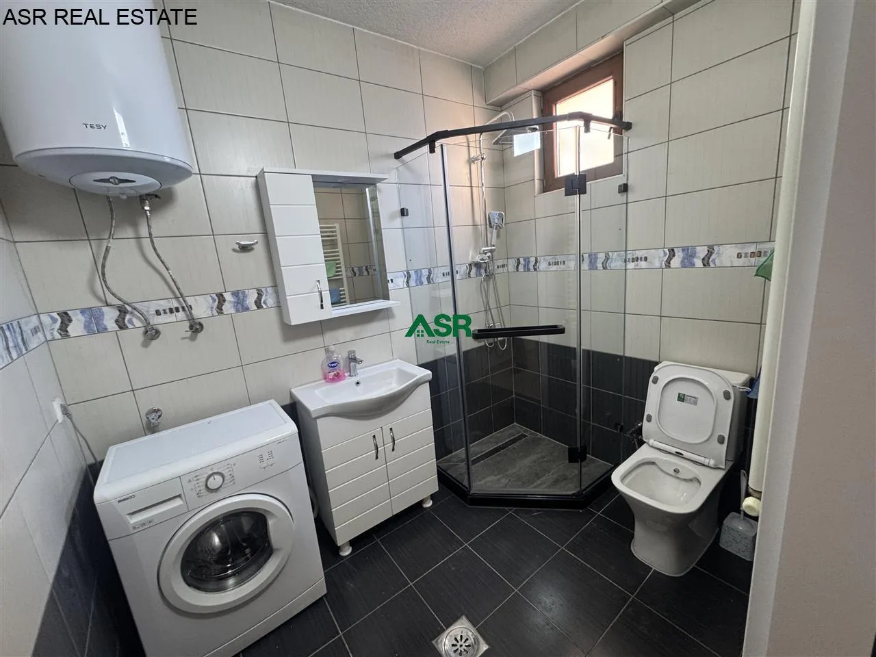 #ID:3786 Banesë 73m2 me #qira në qender